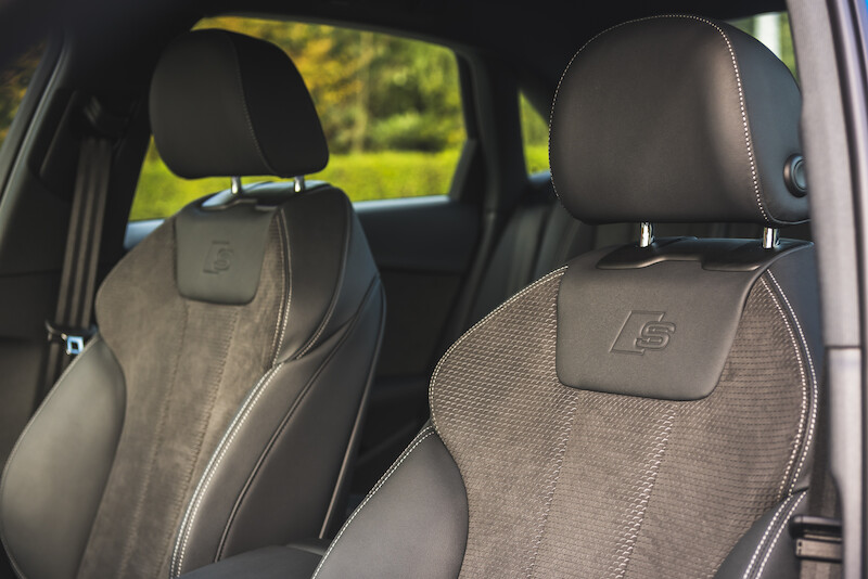 Audi A4 Limousine